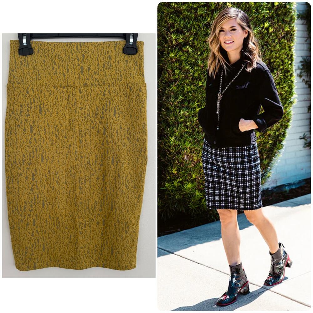 Lularoe Textured Pencil Cassie Skirt in a Mustard Print